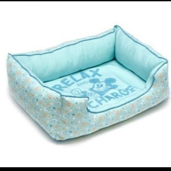 Disney Dog Disney Pet Dog Bed Mickey Mouse Relax And Recharge Blue